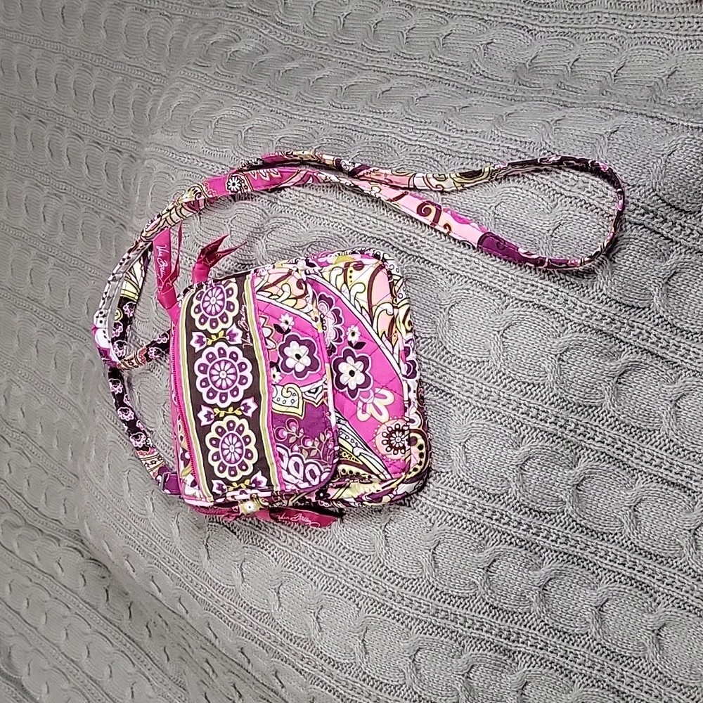 12.Pink Vera Bradely Small Cross Body Bag